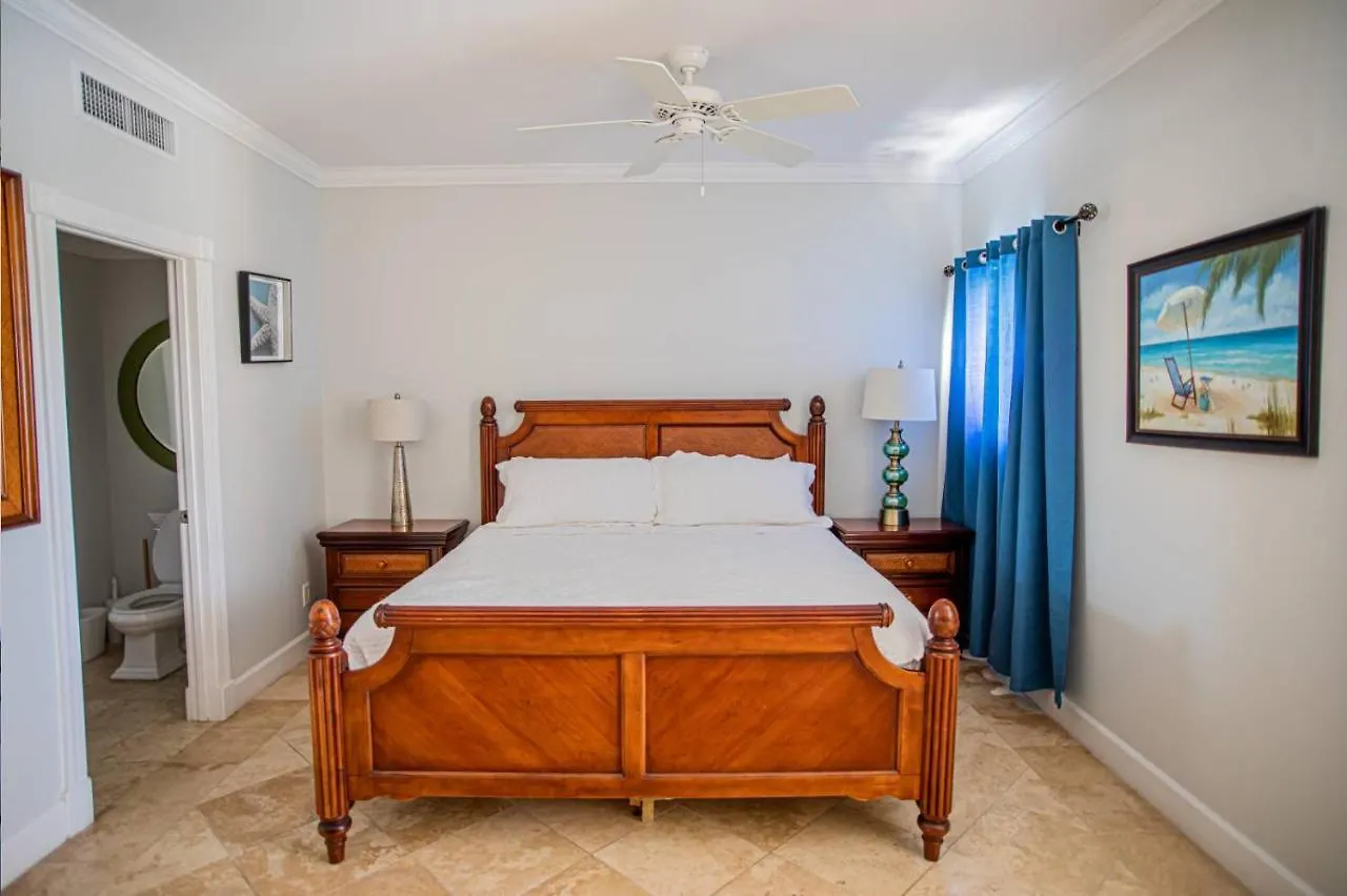 Villa Renaissance Unit 205 Grace Bay Beach